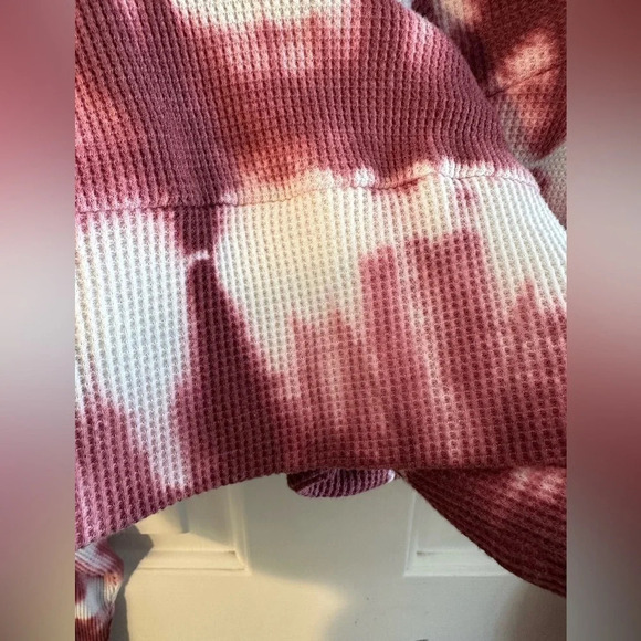 ANTHROPOLOGIE PILCRO L Waffle Weave Dolman Sleeve Raspberry Tie Die Cowl Neck - Picture 9 of 12